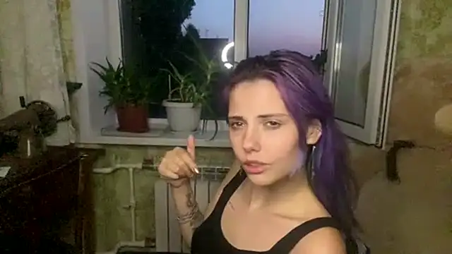 helen18glo - Helen18glo's free webcam - UK Sex Cams