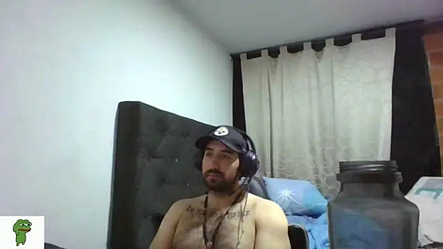 coolfriki webcam