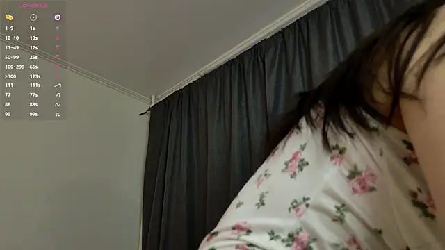 whispersofdarsy webcam