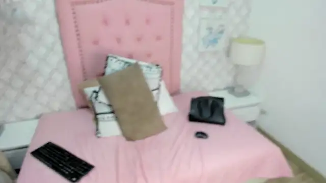 sofia_martinez_9 - Sofia_martinez_9's free webcam - UK Sex Cams