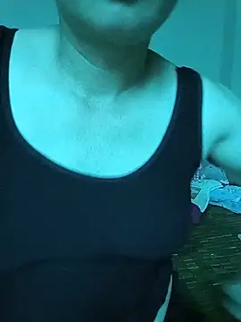 BlueGirlyeah webcam
