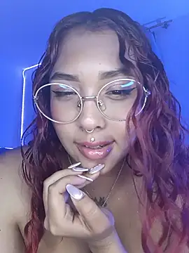 Selene_Roouse webcam