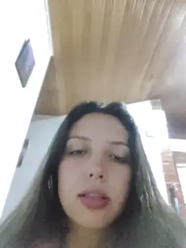 Bella_Karoline