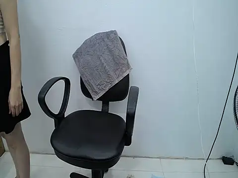 _Lady- webcam