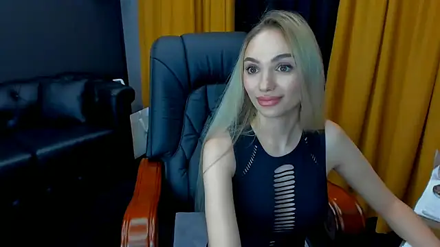 HaleySweet18 webcam