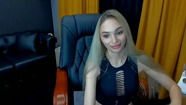HaleySweet18 webcam