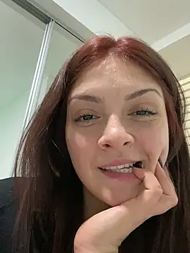 Danielaeliana Live Web Cam Show