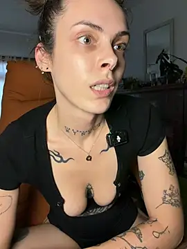 GennaJames webcam