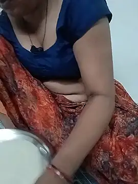 Menka_cut34 webcam
