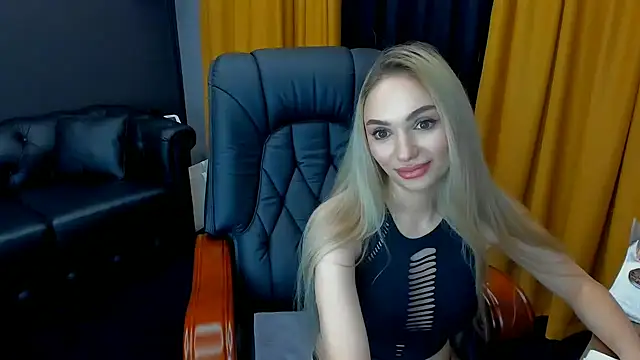 HaleySweet18 webcam