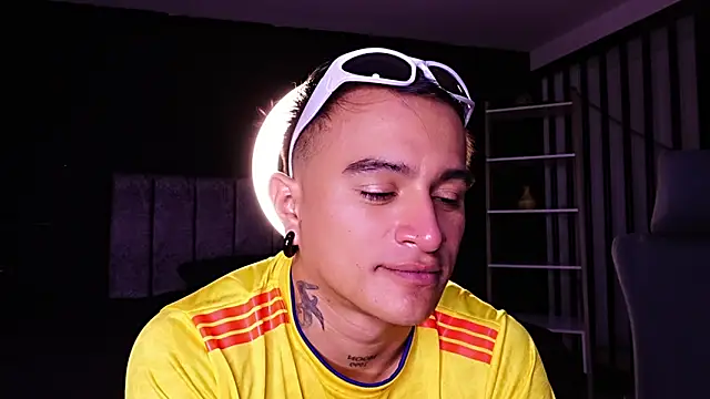 LiamDeep webcam