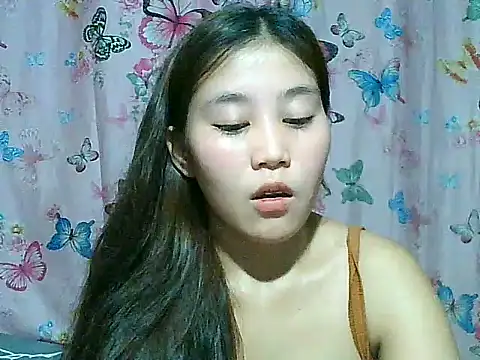 SexyAsianPussy4u webcam