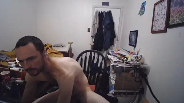 JohnnyMoves Live Web Cam Show