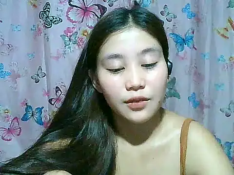 SexyAsianPussy4u webcam