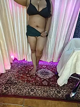 Curvy_Pooja webcam