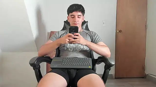 leo030809 webcam