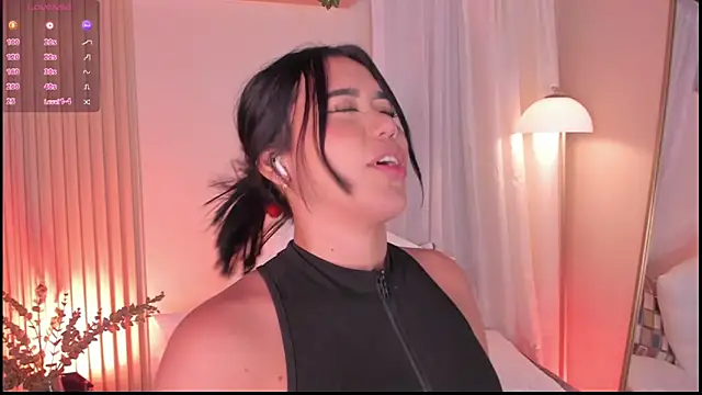 mara_brooks webcam