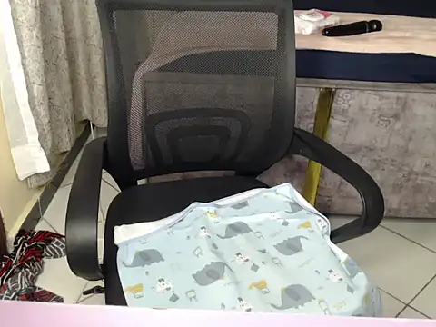 Booby_savage webcam