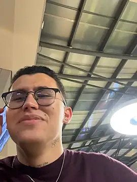 Kurtxxx22 webcam