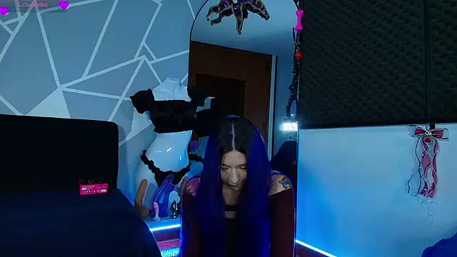 karlamoon23 webcam