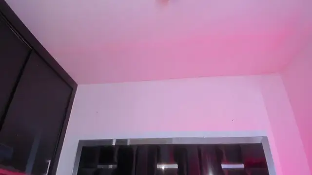 DANITENDER555 webcam