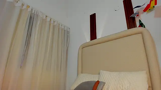 KatieBoison webcam