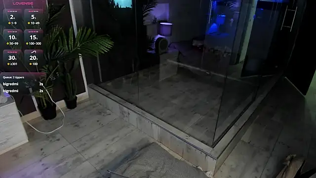 Mia_noiir webcam