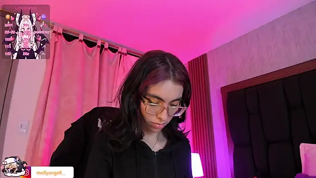 Molly_A webcam