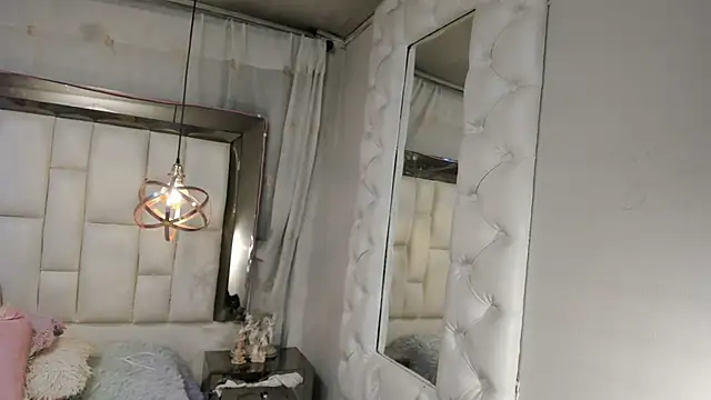 Pamela-Richardson webcam