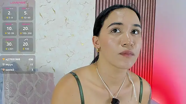 Victoria_Monrou webcam