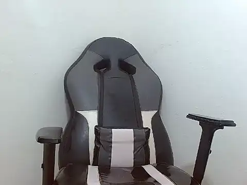 Mia_dirty29 webcam
