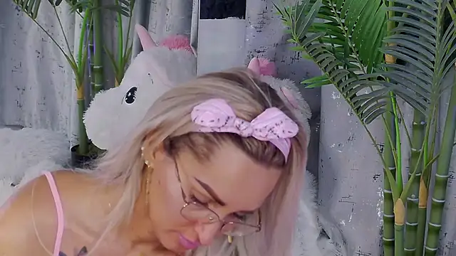 IsabelleEthan webcam