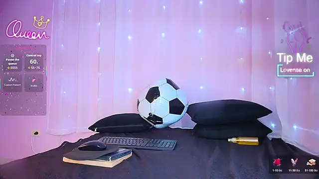 SunnyGilmoree webcam