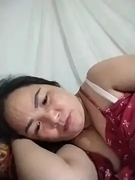 Naaya8109 webcam
