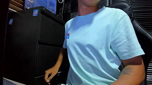 boy_bigcock24cm webcam