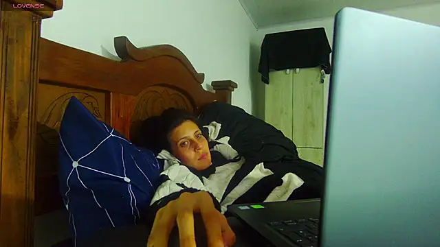 bellatrix25 webcam