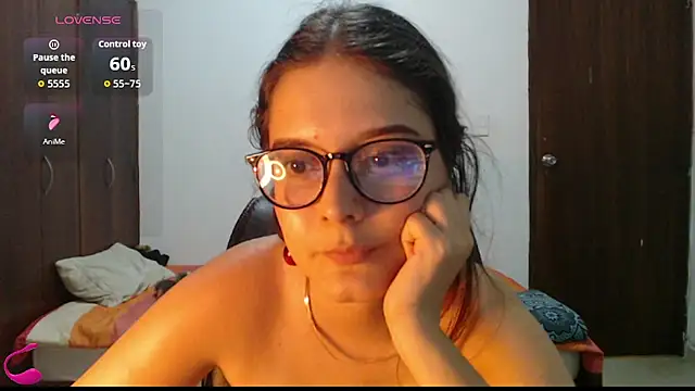 MadieeLorez webcam