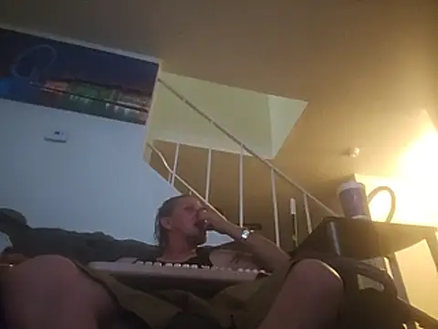 yourMasterisBored webcam