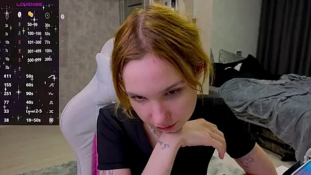 LeyaVoss webcam