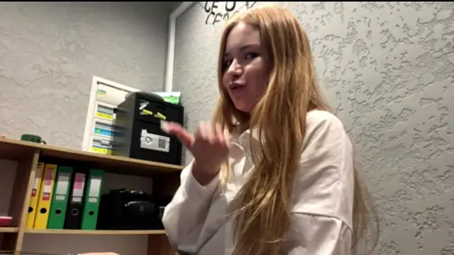 NikaLicka live cam on StripChat