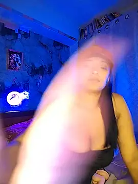 saharqamar (F young) - Naked+suck boobs