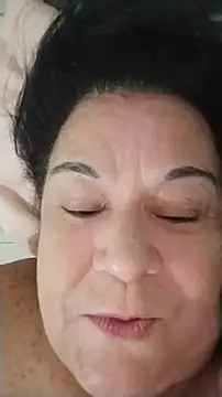 Yaya_Mineira webcam