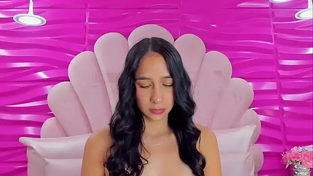 Zara-Rey webcam
