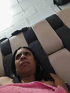 Zeyllyjhonson webcam