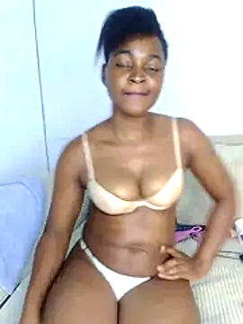 cum_queen254 webcam