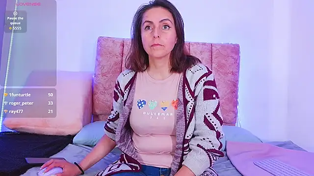 Ava_Raye webcam
