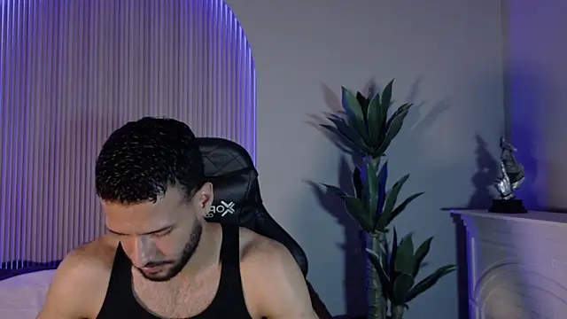 Jacob_Benelli Live Web Cam Show