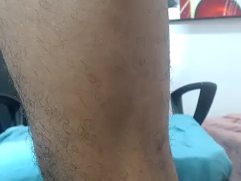 Estebanbigcock23 live cam on StripChat