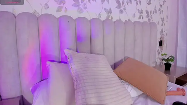 luciagray1 webcam