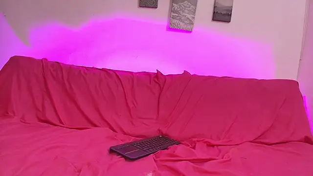 Nikki__uwu webcam